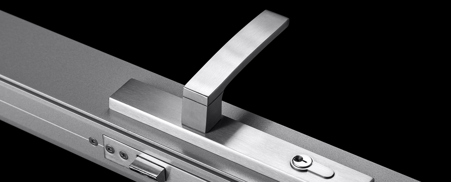 Icon Hinged Door Lock | Vantage Hardware | AWS Australia
