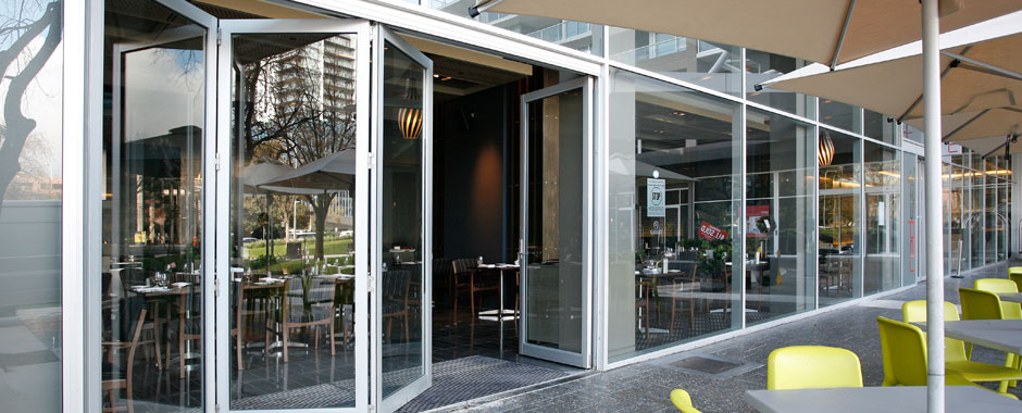 E3 Bi-Fold Door with ThermalHEART™ Technology (Top Hung) E3 Bi-Fold Door with ThermalHEART™ Technology (Top Hung)