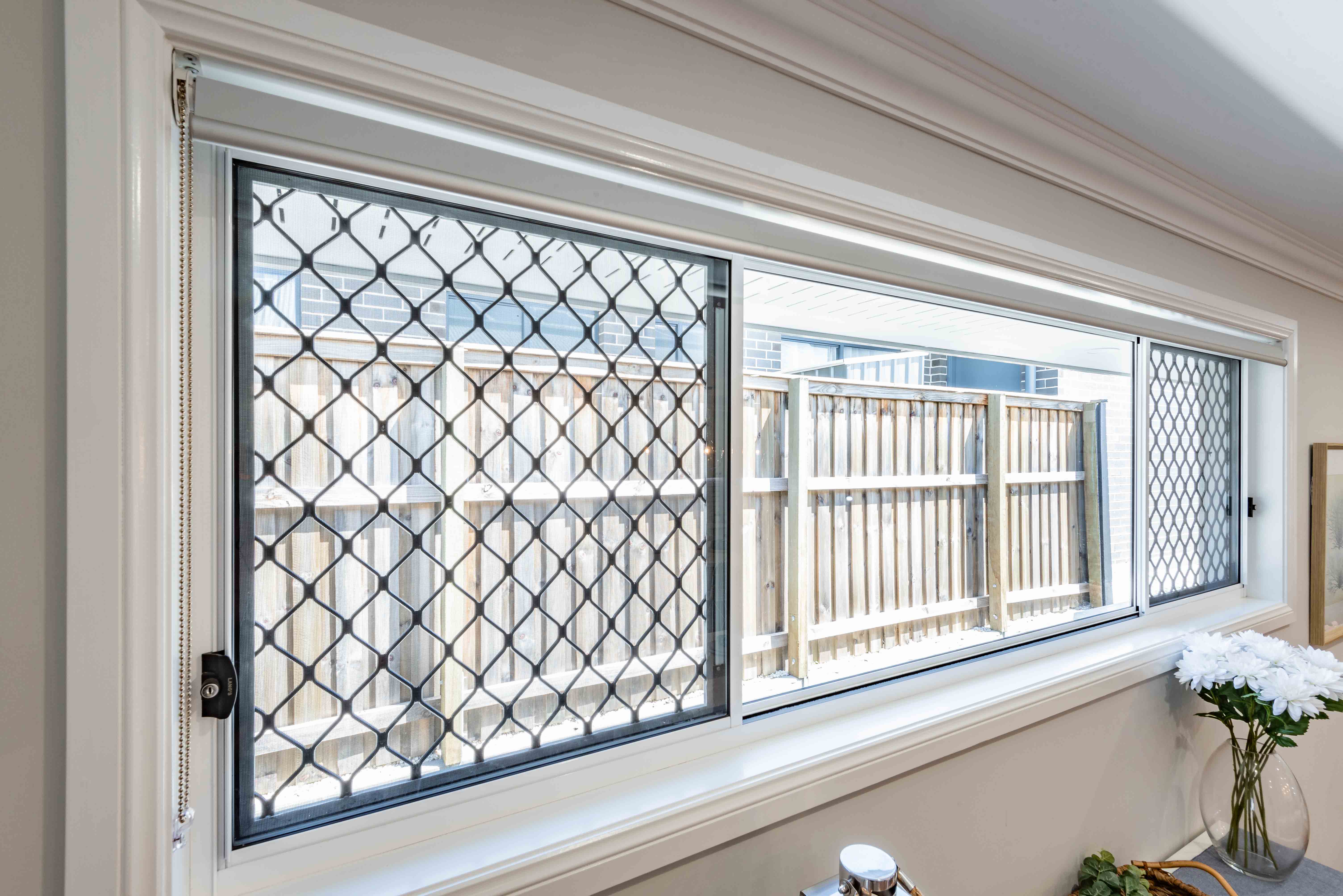 Series 504 Residential Sliding Window