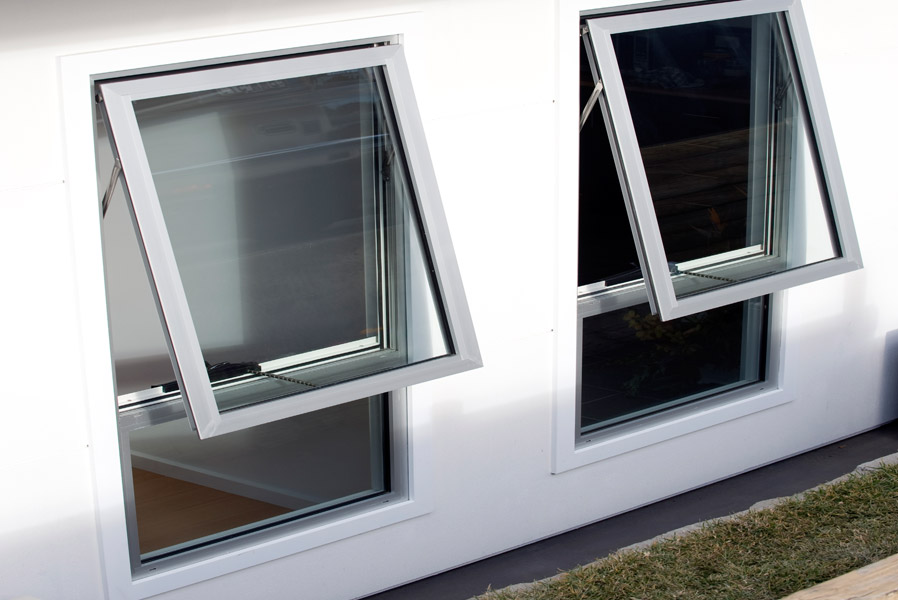 Series 726 Thermally Broken Awning/Casement Window