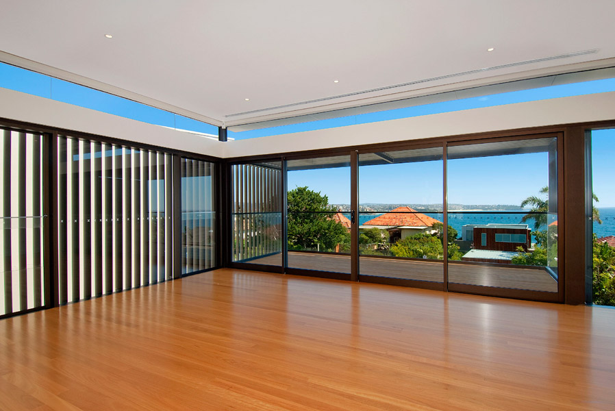 Series 704 SlideMASTER™ Sliding Door