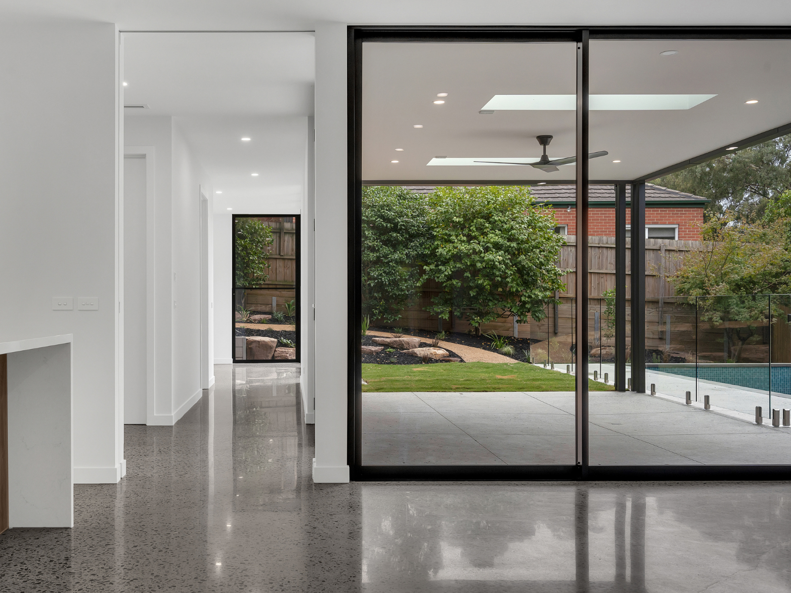 Suburban Hideaway - Architectural Window Systems